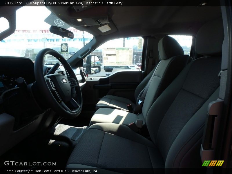 Magnetic / Earth Gray 2019 Ford F350 Super Duty XL SuperCab 4x4
