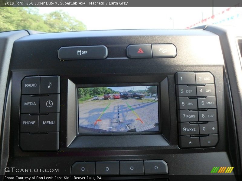 Controls of 2019 F350 Super Duty XL SuperCab 4x4