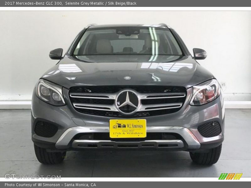 Selenite Grey Metallic / Silk Beige/Black 2017 Mercedes-Benz GLC 300