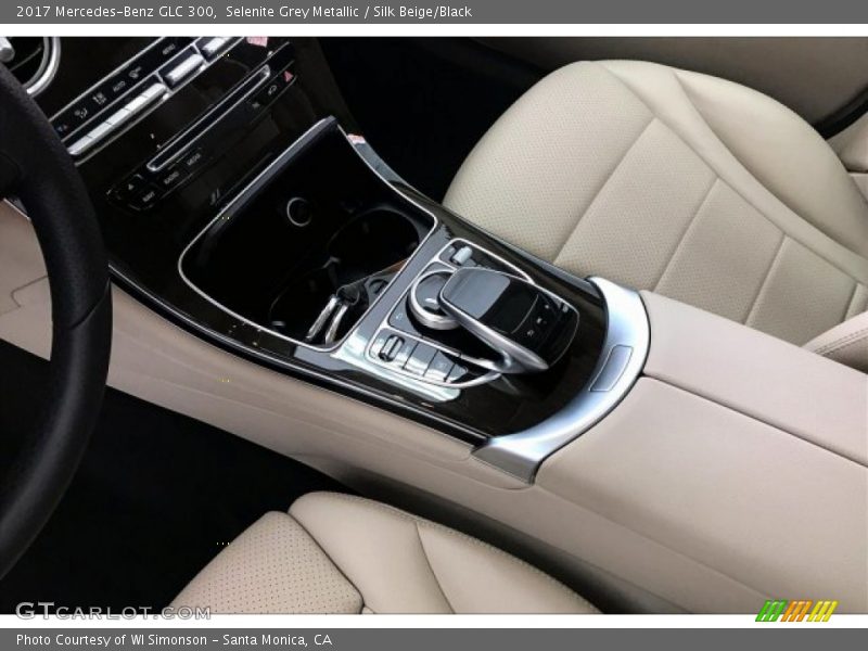 Selenite Grey Metallic / Silk Beige/Black 2017 Mercedes-Benz GLC 300