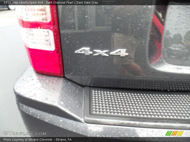 Dark Charcoal Pearl / Dark Slate Gray 2010 Jeep Liberty Sport 4x4