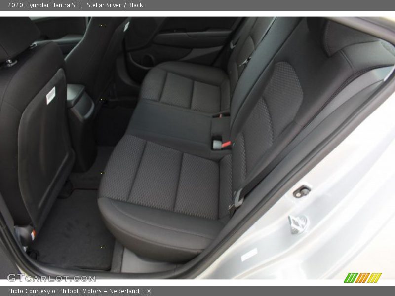 Stellar Silver / Black 2020 Hyundai Elantra SEL