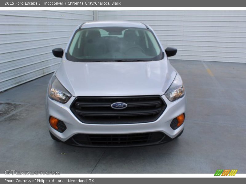 Ingot Silver / Chromite Gray/Charcoal Black 2019 Ford Escape S