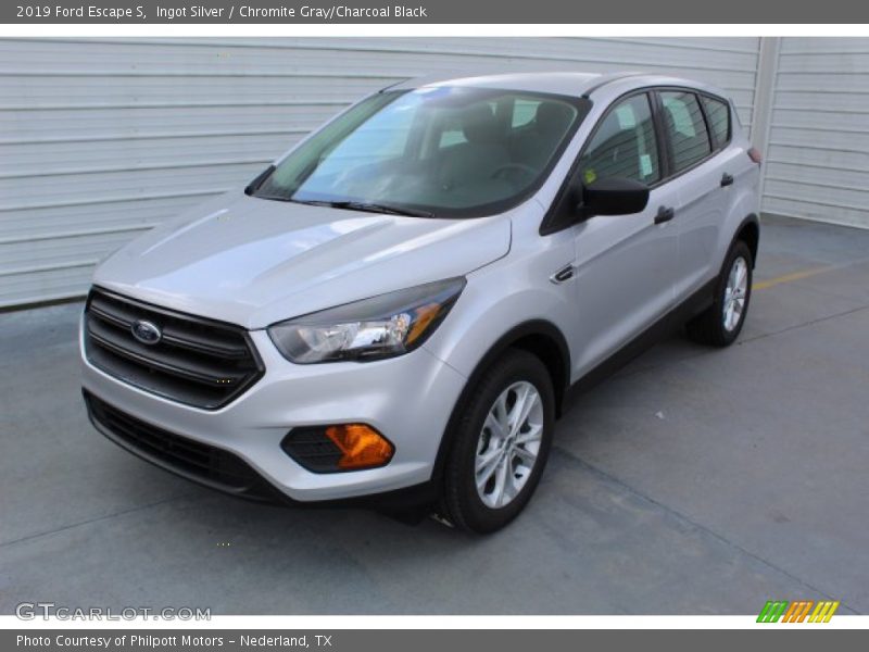 Ingot Silver / Chromite Gray/Charcoal Black 2019 Ford Escape S