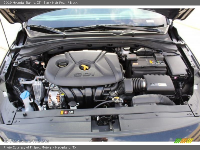 Black Noir Pearl / Black 2019 Hyundai Elantra GT