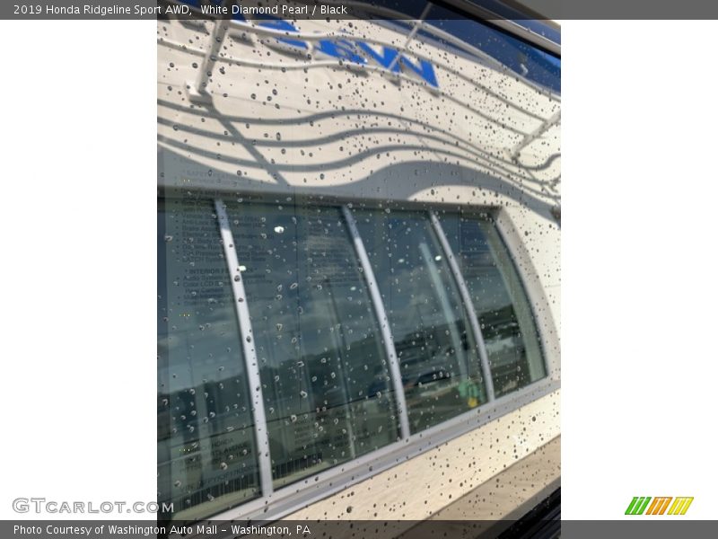 White Diamond Pearl / Black 2019 Honda Ridgeline Sport AWD