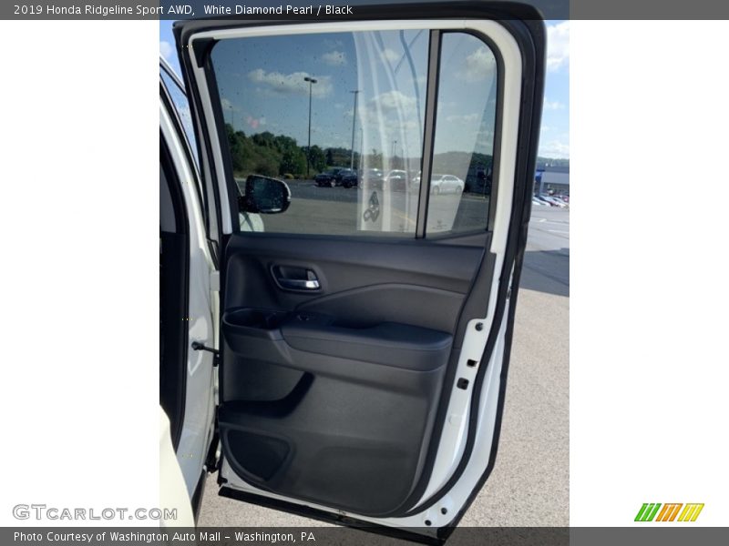 White Diamond Pearl / Black 2019 Honda Ridgeline Sport AWD