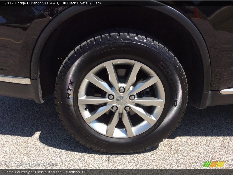 DB Black Crystal / Black 2017 Dodge Durango SXT AWD