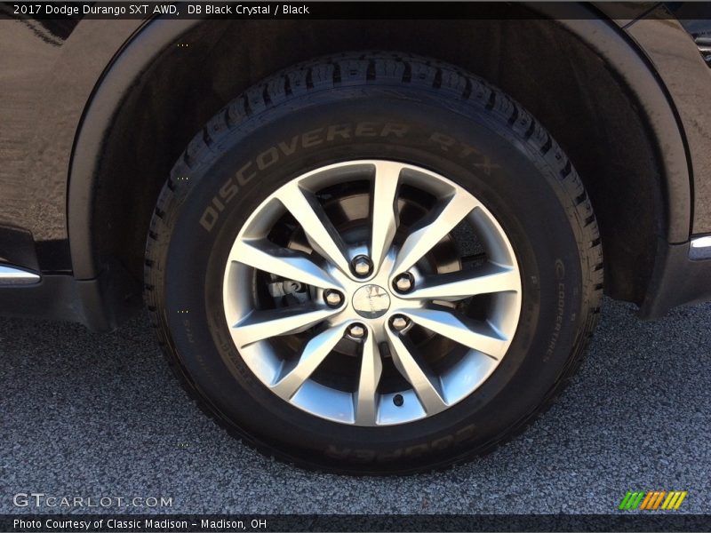 DB Black Crystal / Black 2017 Dodge Durango SXT AWD