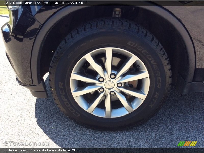 DB Black Crystal / Black 2017 Dodge Durango SXT AWD