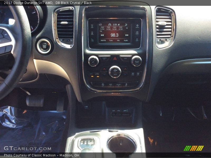 DB Black Crystal / Black 2017 Dodge Durango SXT AWD