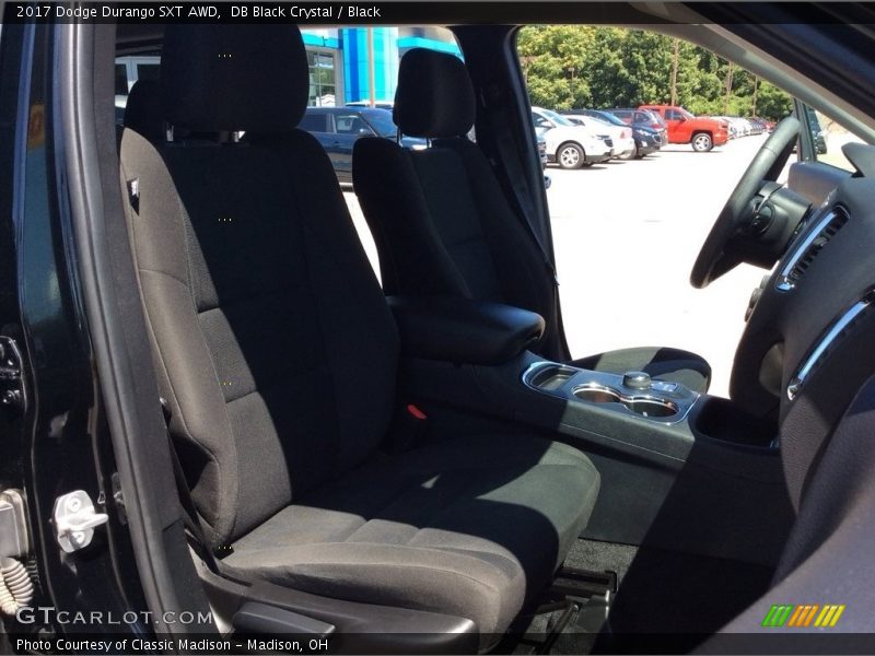 DB Black Crystal / Black 2017 Dodge Durango SXT AWD