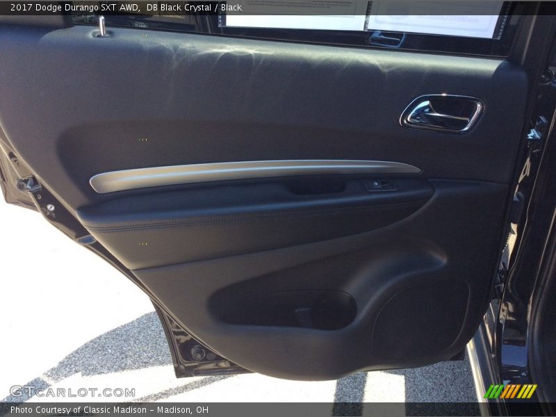 DB Black Crystal / Black 2017 Dodge Durango SXT AWD
