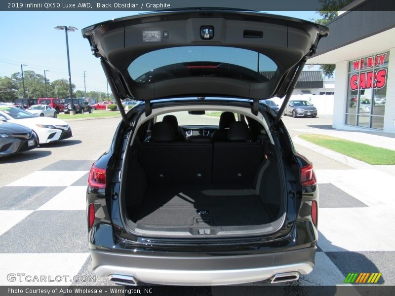 Black Obsidian / Graphite 2019 Infiniti QX50 Luxe AWD