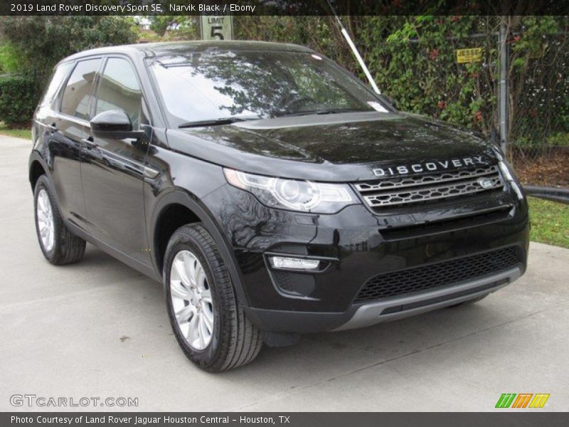 Narvik Black / Ebony 2019 Land Rover Discovery Sport SE
