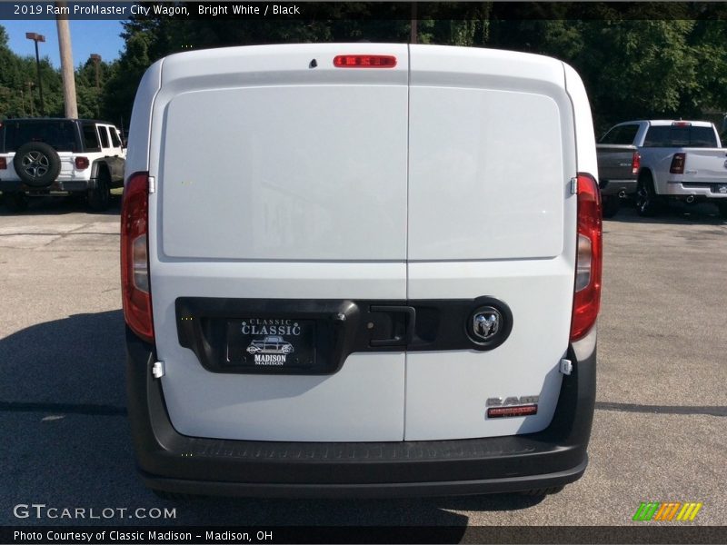 Bright White / Black 2019 Ram ProMaster City Wagon