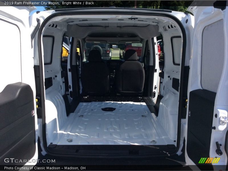 Bright White / Black 2019 Ram ProMaster City Wagon