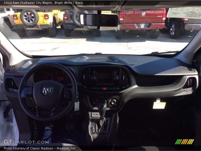 Bright White / Black 2019 Ram ProMaster City Wagon