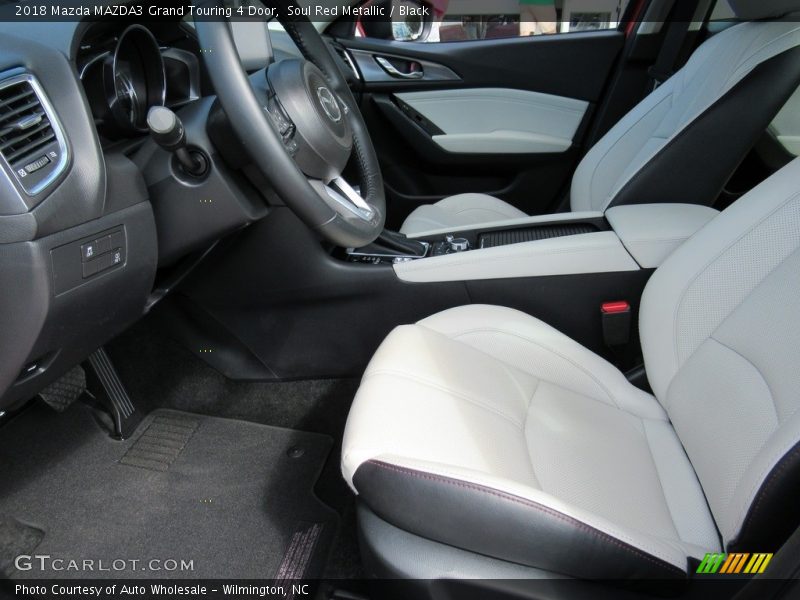 Soul Red Metallic / Black 2018 Mazda MAZDA3 Grand Touring 4 Door