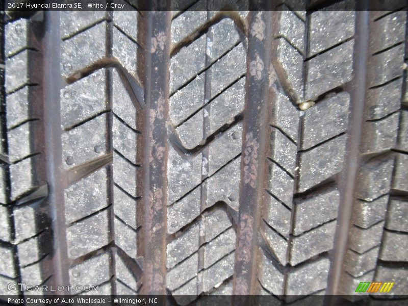 White / Gray 2017 Hyundai Elantra SE