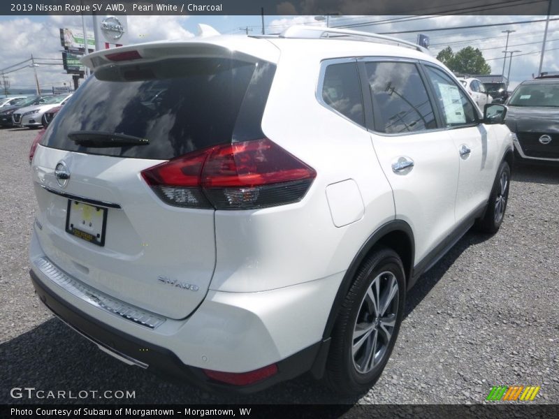 Pearl White / Charcoal 2019 Nissan Rogue SV AWD