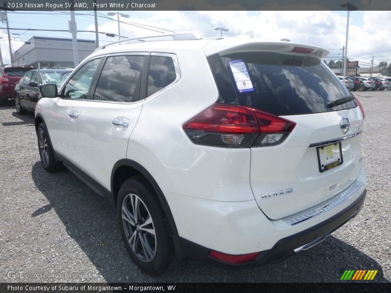 Pearl White / Charcoal 2019 Nissan Rogue SV AWD