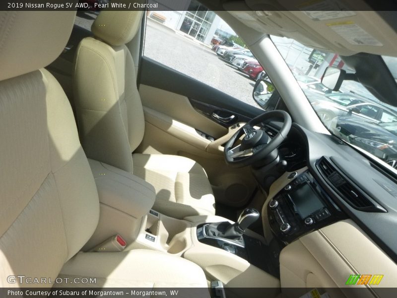 Pearl White / Charcoal 2019 Nissan Rogue SV AWD