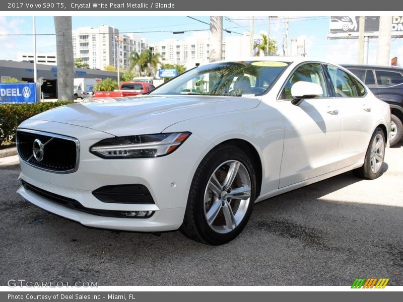  2017 S90 T5 Crystal White Pearl Metallic