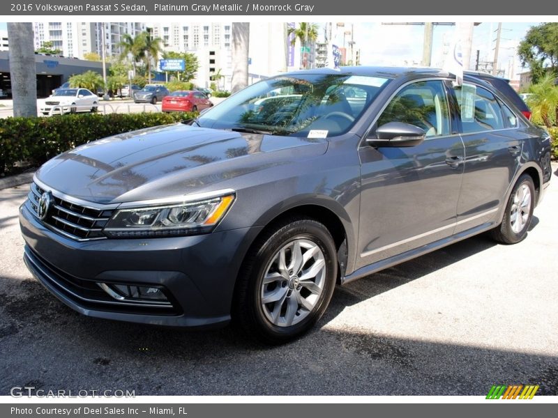 Platinum Gray Metallic / Moonrock Gray 2016 Volkswagen Passat S Sedan