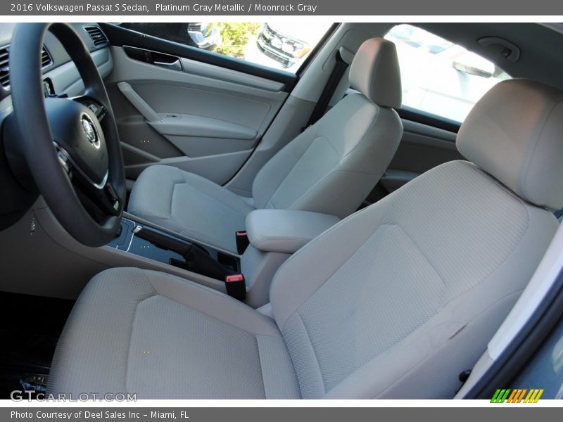 Platinum Gray Metallic / Moonrock Gray 2016 Volkswagen Passat S Sedan