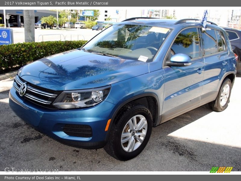 Pacific Blue Metallic / Charcoal 2017 Volkswagen Tiguan S