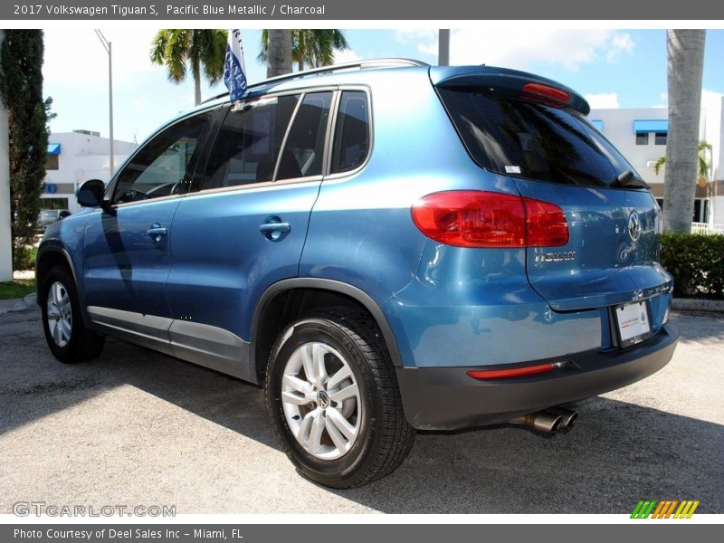Pacific Blue Metallic / Charcoal 2017 Volkswagen Tiguan S