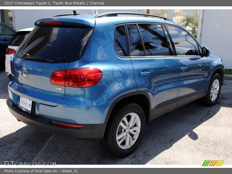 Pacific Blue Metallic / Charcoal 2017 Volkswagen Tiguan S