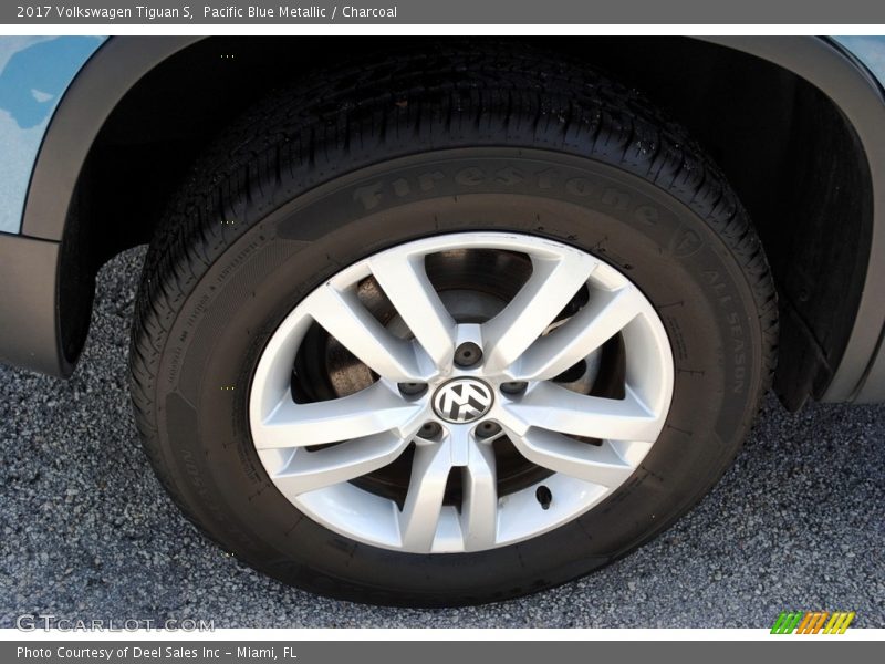 Pacific Blue Metallic / Charcoal 2017 Volkswagen Tiguan S