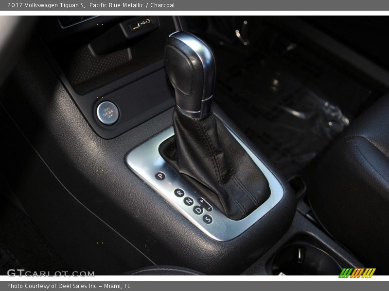 Pacific Blue Metallic / Charcoal 2017 Volkswagen Tiguan S