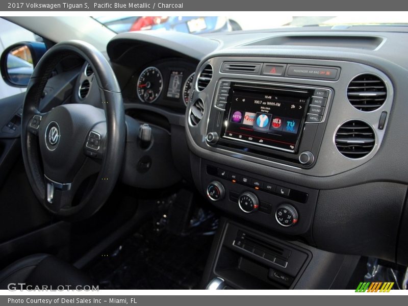 Pacific Blue Metallic / Charcoal 2017 Volkswagen Tiguan S