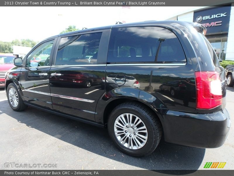Brilliant Black Crystal Pearl / Black/Light Graystone 2013 Chrysler Town & Country Touring - L