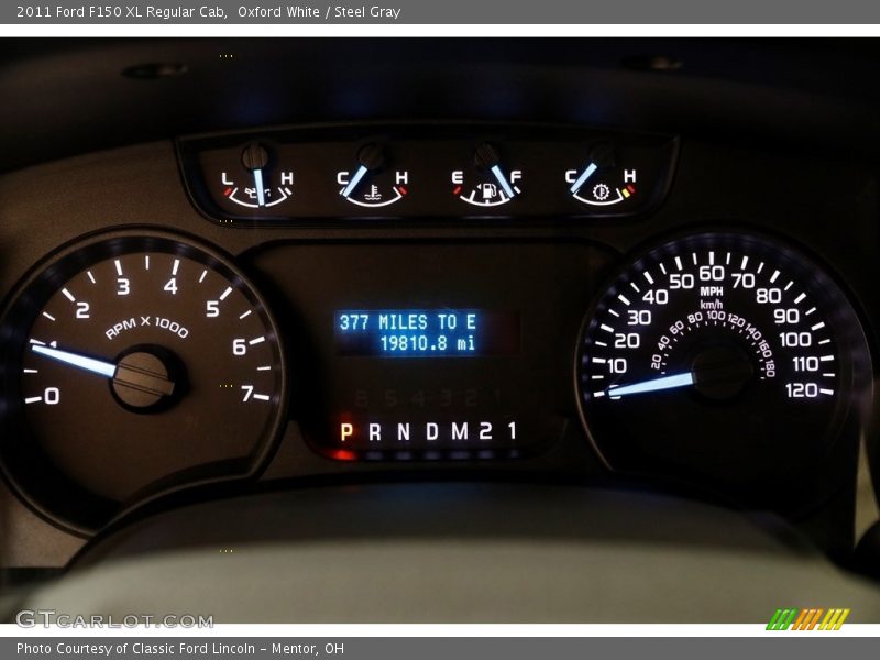 Oxford White / Steel Gray 2011 Ford F150 XL Regular Cab