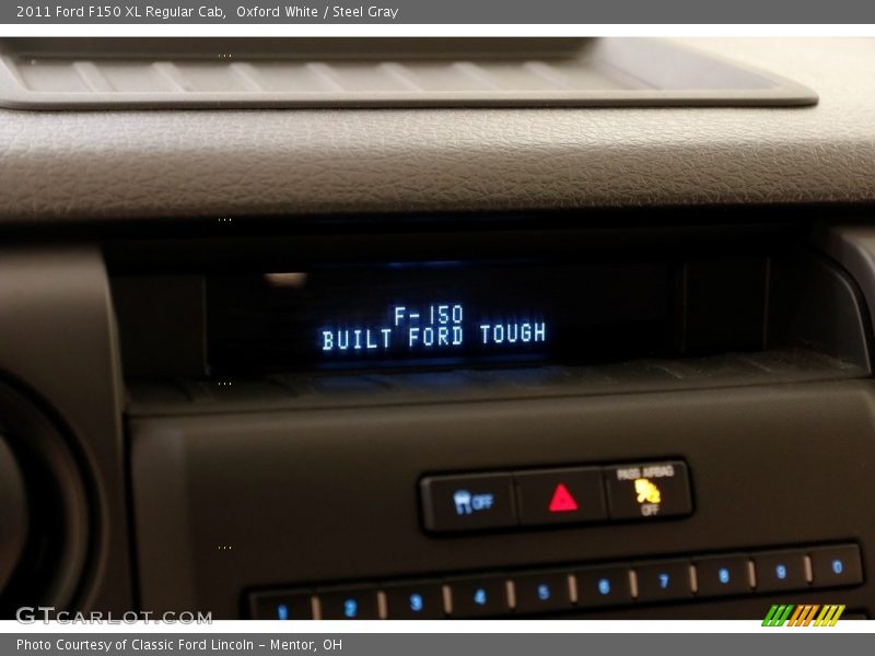 Oxford White / Steel Gray 2011 Ford F150 XL Regular Cab