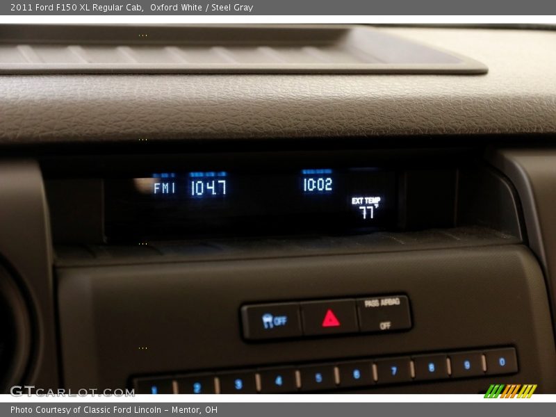 Oxford White / Steel Gray 2011 Ford F150 XL Regular Cab