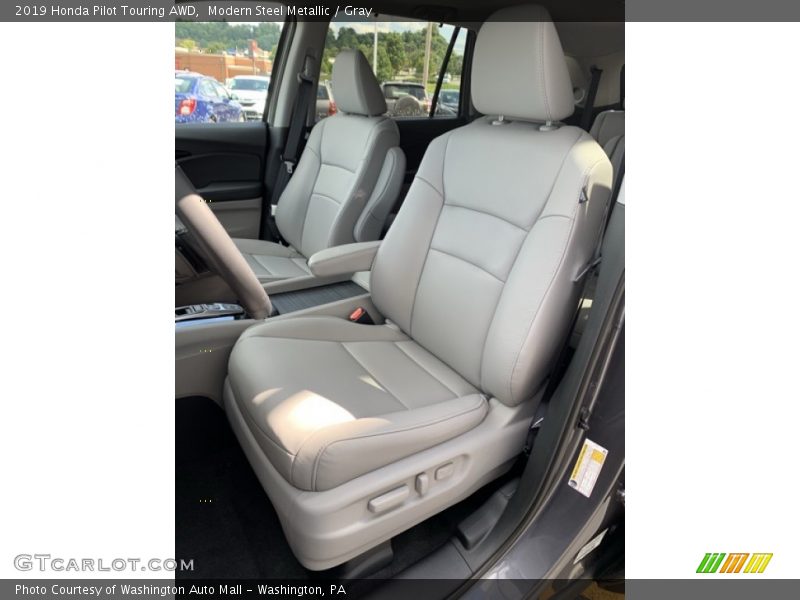 Modern Steel Metallic / Gray 2019 Honda Pilot Touring AWD