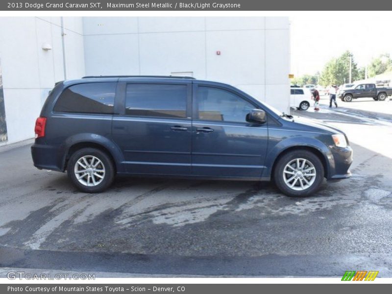 Maximum Steel Metallic / Black/Light Graystone 2013 Dodge Grand Caravan SXT