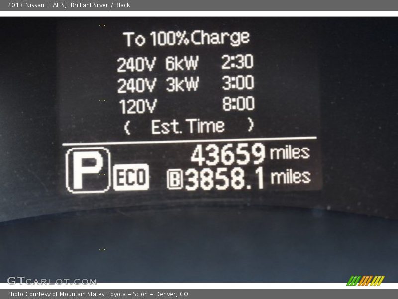 Brilliant Silver / Black 2013 Nissan LEAF S