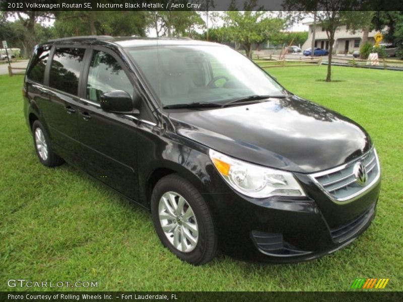 Nocturne Black Metallic / Aero Gray 2012 Volkswagen Routan SE