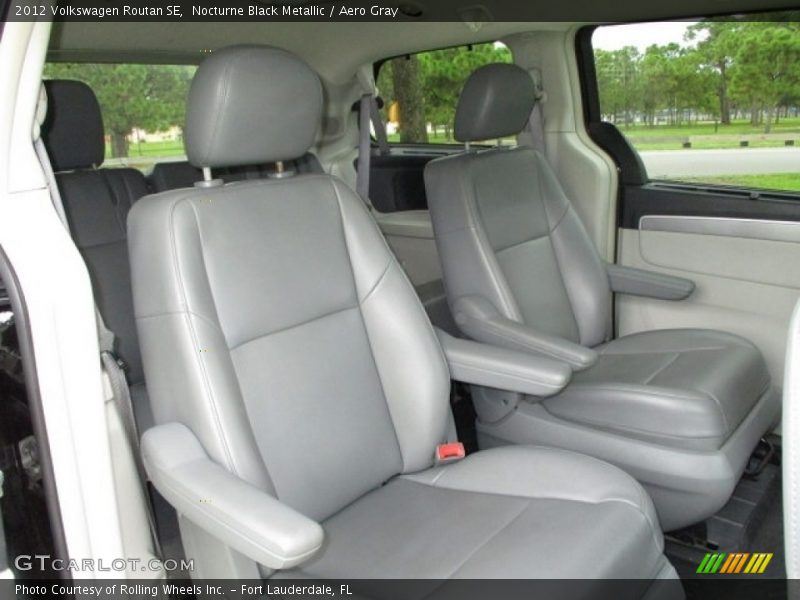 Nocturne Black Metallic / Aero Gray 2012 Volkswagen Routan SE