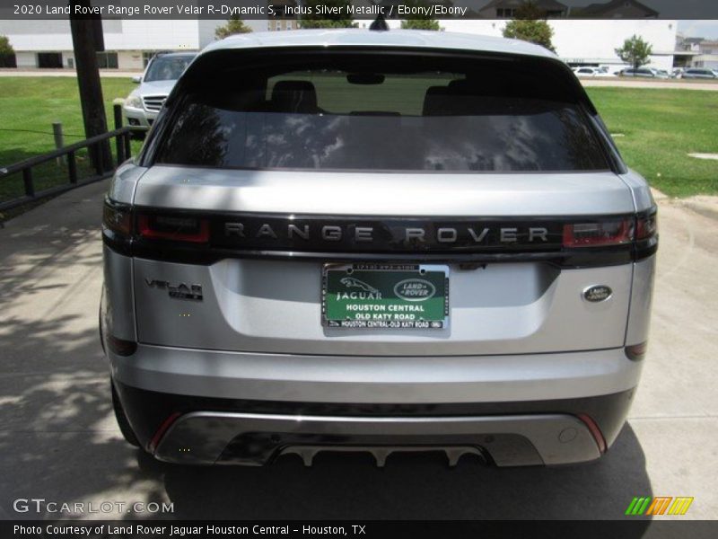 Indus Silver Metallic / Ebony/Ebony 2020 Land Rover Range Rover Velar R-Dynamic S
