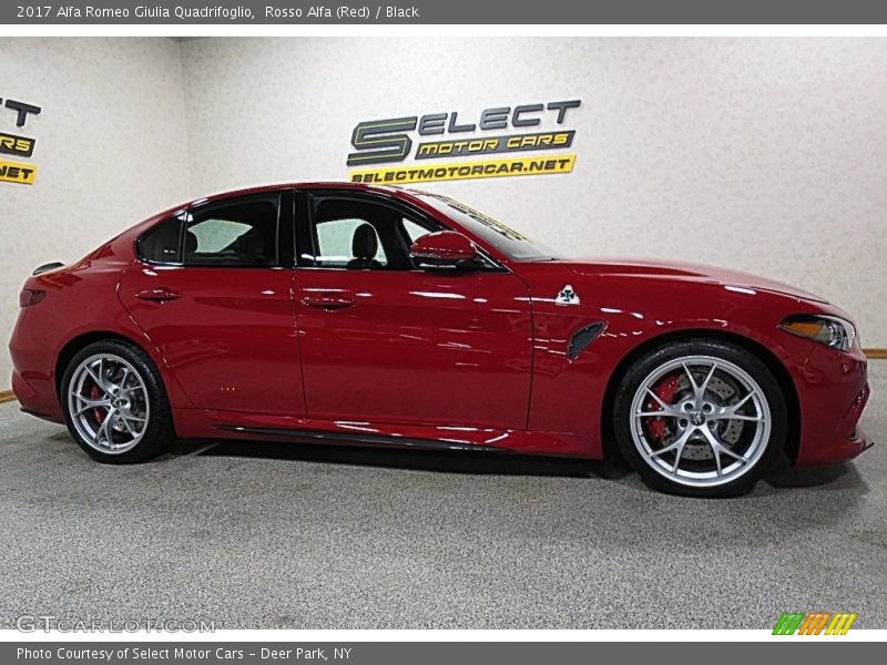 Rosso Alfa (Red) / Black 2017 Alfa Romeo Giulia Quadrifoglio