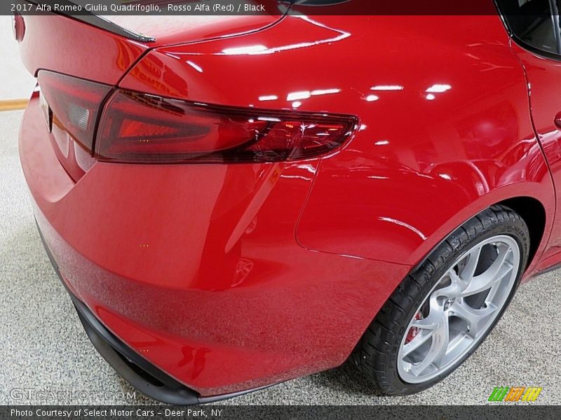 Rosso Alfa (Red) / Black 2017 Alfa Romeo Giulia Quadrifoglio