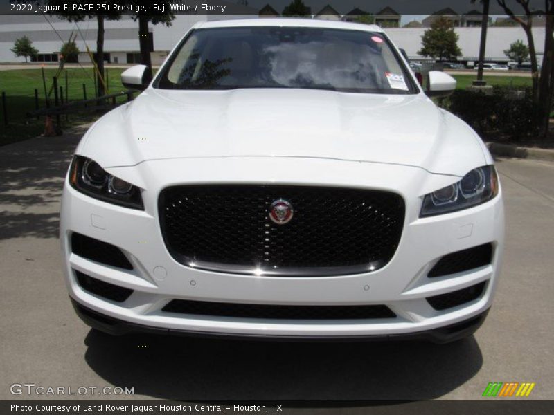 Fuji White / Ebony 2020 Jaguar F-PACE 25t Prestige