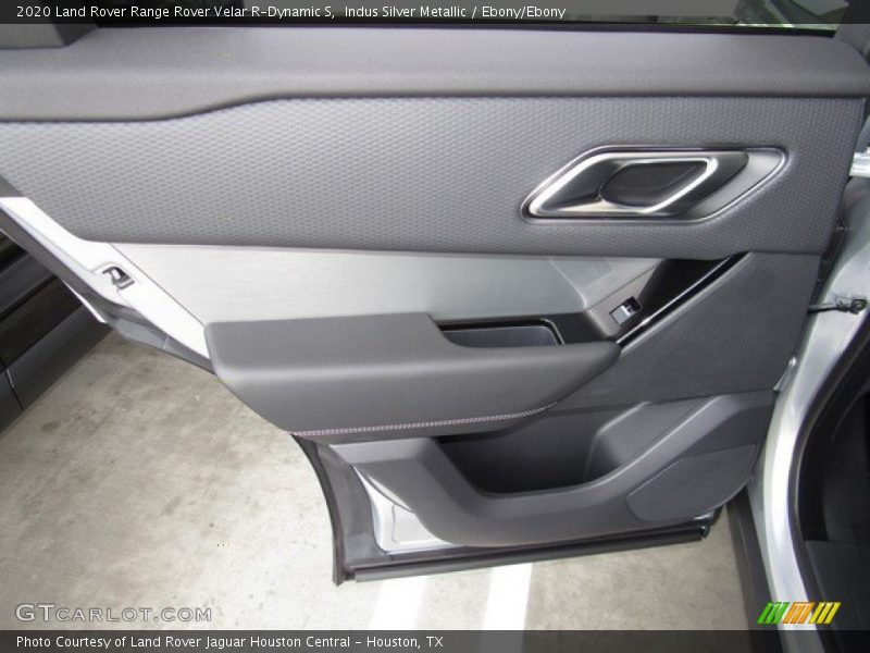 Door Panel of 2020 Range Rover Velar R-Dynamic S